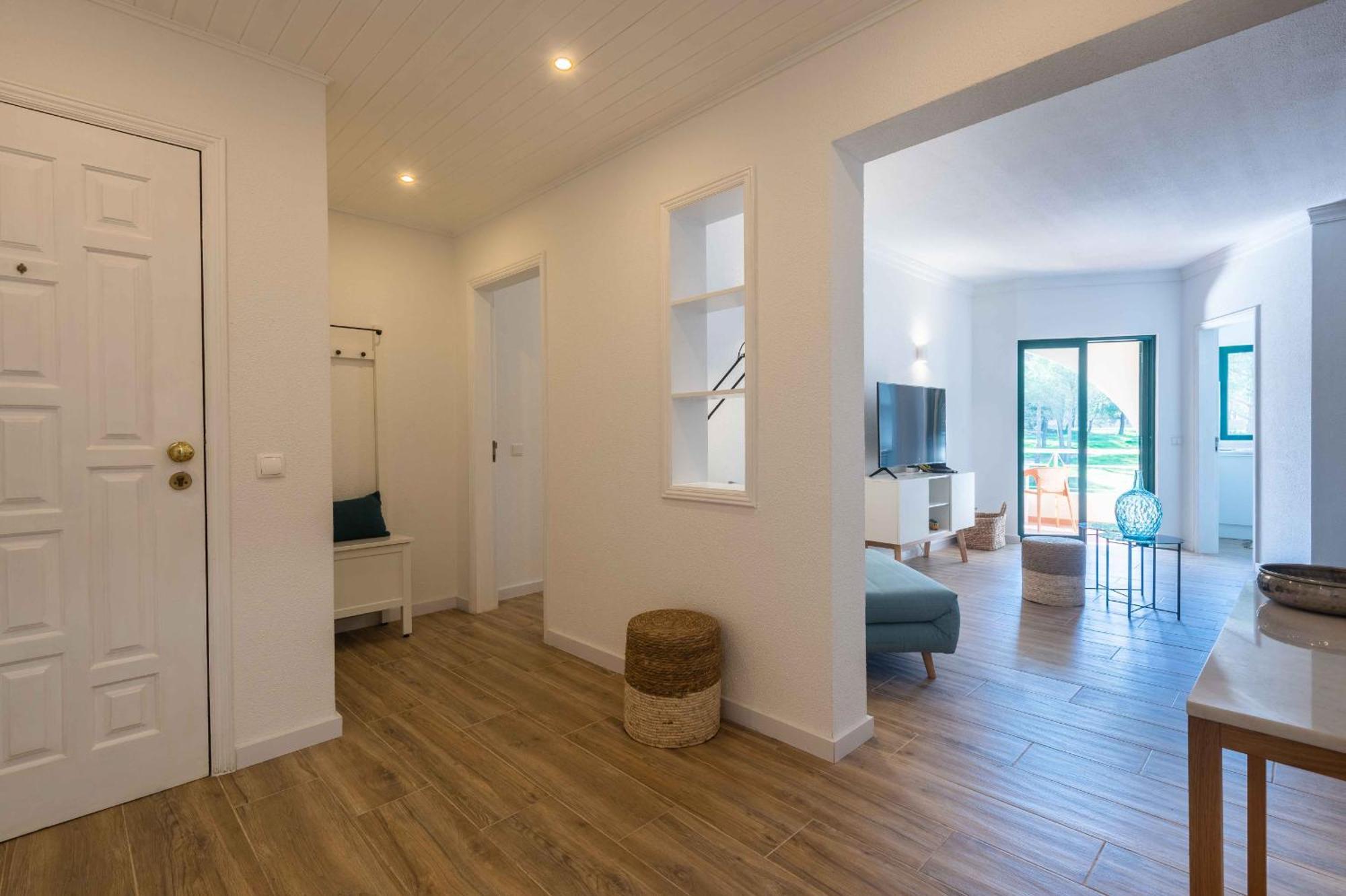 Salgados 1 Bedroom Apartment - 500M From The Beach Guia  Buitenkant foto