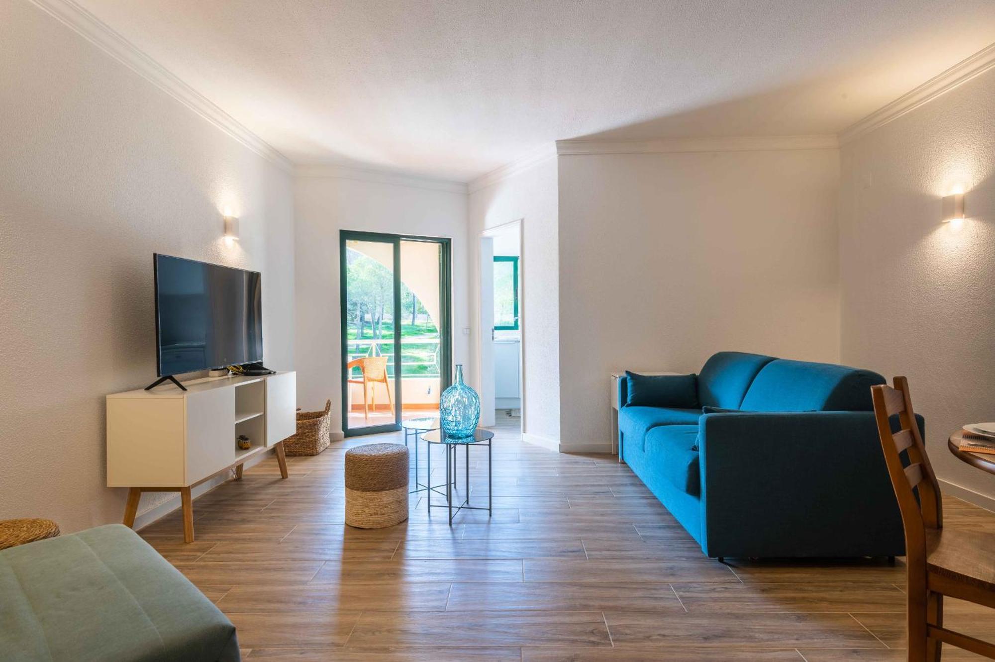 Salgados 1 Bedroom Apartment - 500M From The Beach Guia  Buitenkant foto