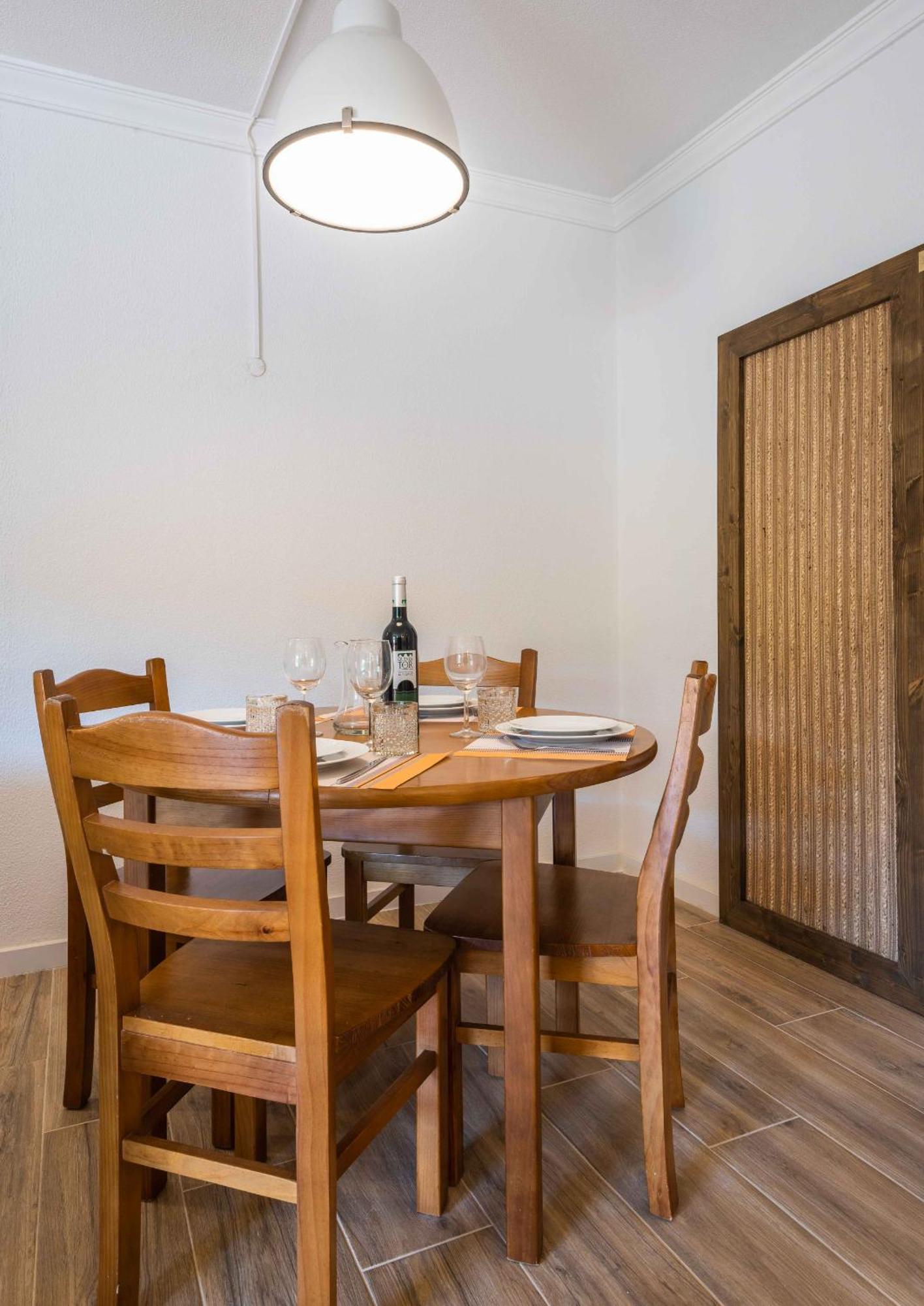 Salgados 1 Bedroom Apartment - 500M From The Beach Guia  Buitenkant foto