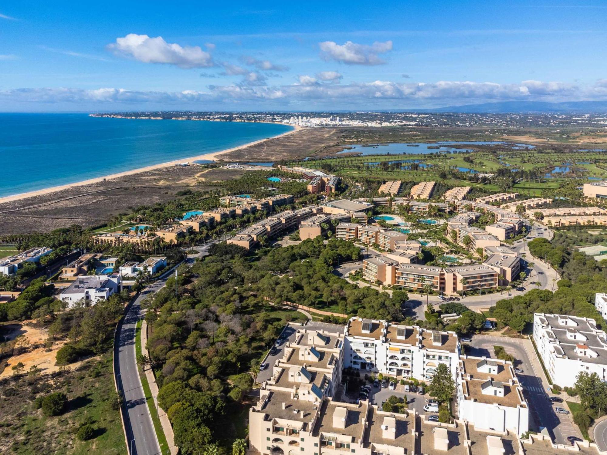 Salgados 1 Bedroom Apartment - 500M From The Beach Guia  Buitenkant foto